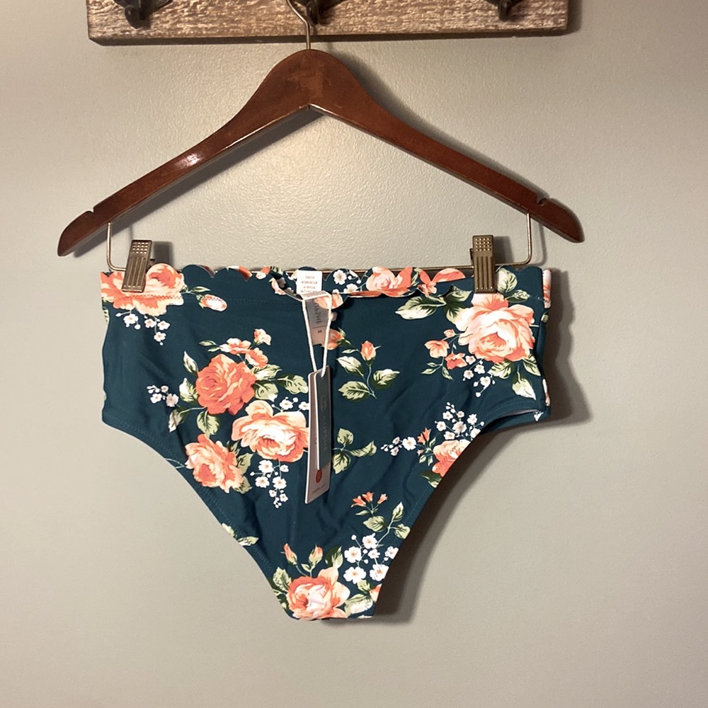 NEW Cupshe Medium 2 piece Teal floral scallop bathing suit - Picture 4 of 5